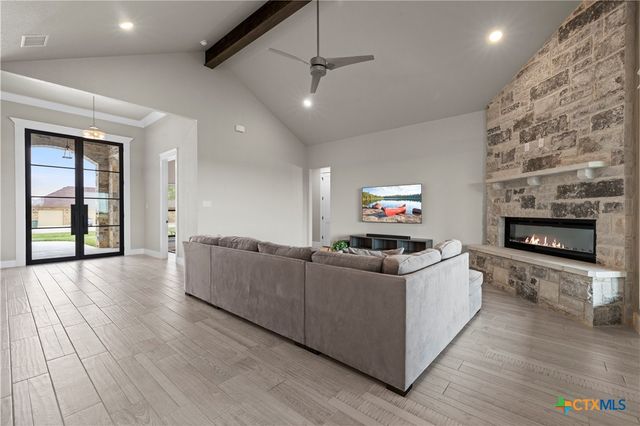 8538 Spring Creek Loop, Salado, TX 76571