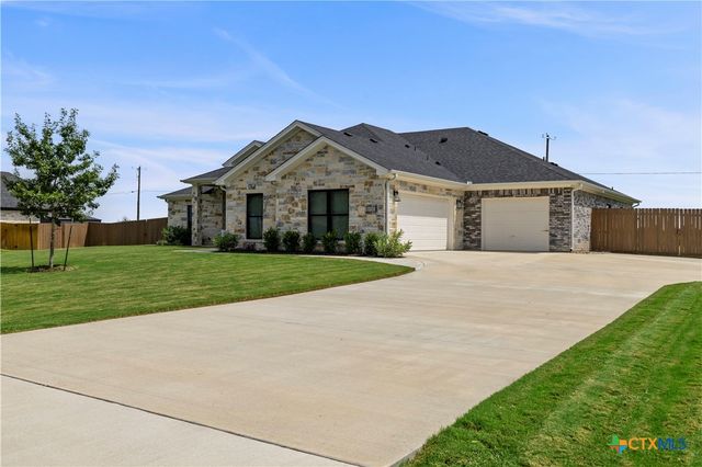 8538 Spring Creek Loop, Salado, TX 76571