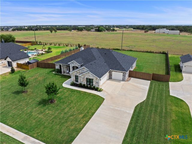 8538 Spring Creek Loop, Salado, TX 76571