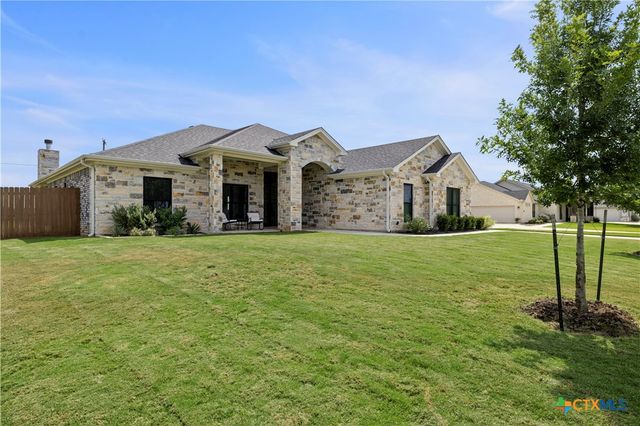 8538 Spring Creek Loop, Salado, TX 76571