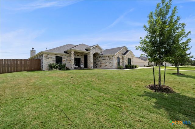 8538 Spring Creek Loop, Salado, TX 76571