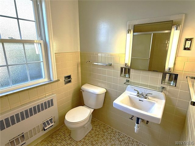 3840 Macklem Avenue, Niagara Falls, NY 14305