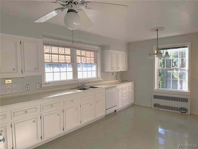 3840 Macklem Avenue, Niagara Falls, NY 14305