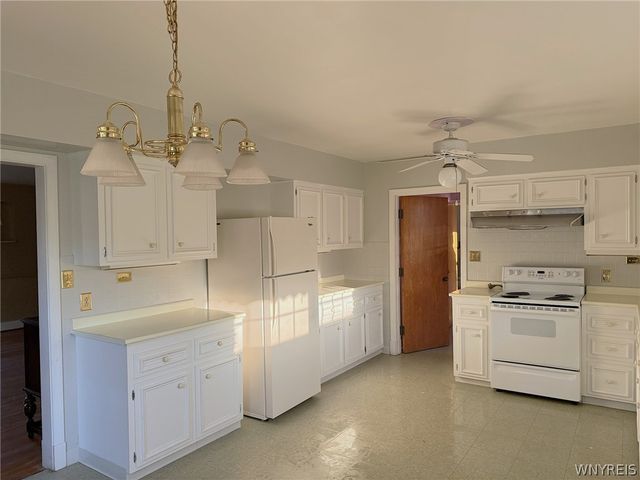 3840 Macklem Avenue, Niagara Falls, NY 14305