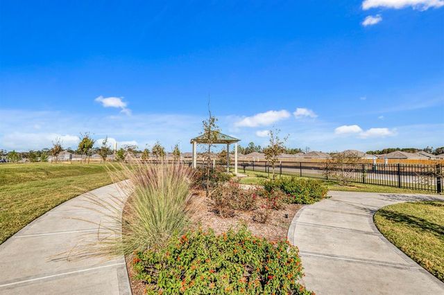 15830 Berry Hill Drive, Conroe, TX 77303