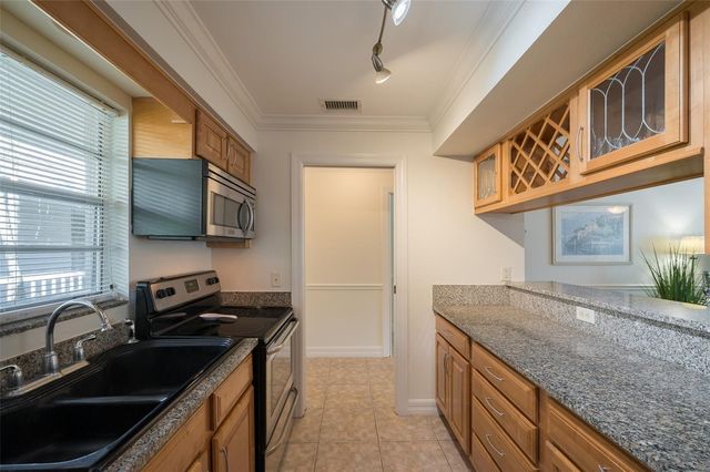 3360 S OSPREY AVENUE 205B, Sarasota, FL 34239