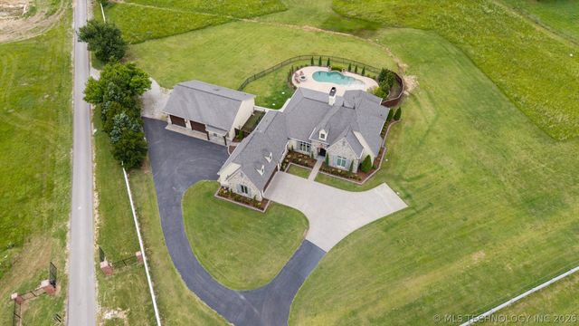 9854 N 145th East Avenue, Owasso, OK 74055