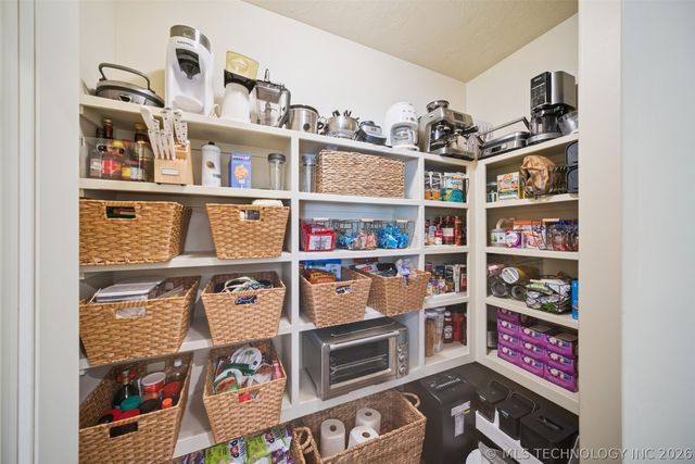 9854 N 145th East Avenue, Owasso, OK 74055
