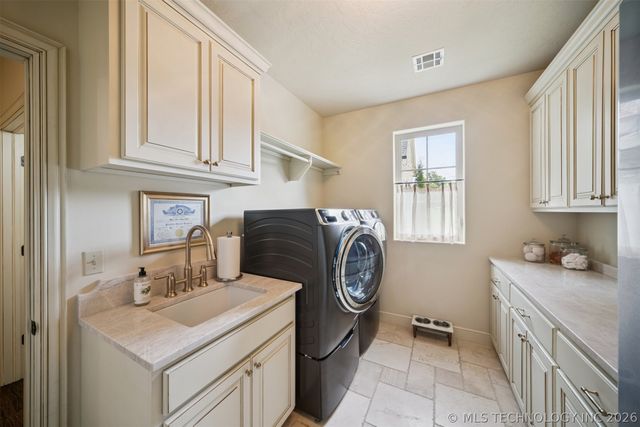 9854 N 145th East Avenue, Owasso, OK 74055
