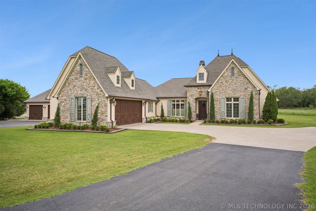 9854 N 145th East Avenue, Owasso, OK 74055