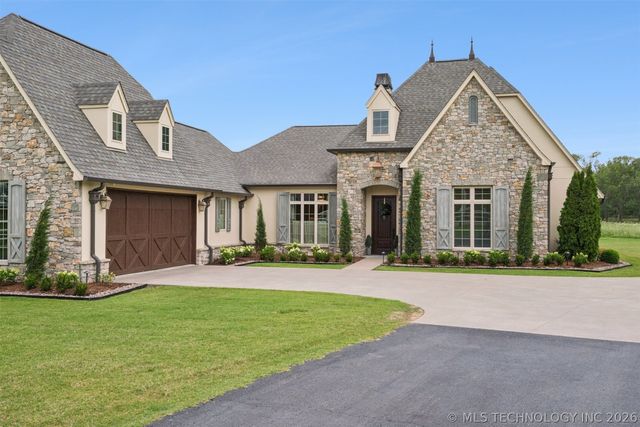9854 N 145th East Avenue, Owasso, OK 74055