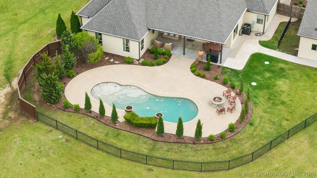 9854 N 145th East Avenue, Owasso, OK 74055