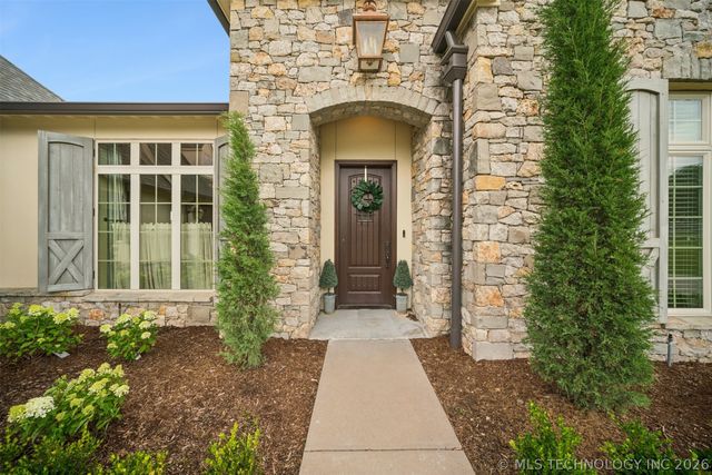 9854 N 145th East Avenue, Owasso, OK 74055