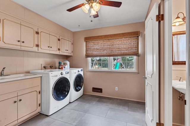 633 N RUTLAND ST, Wichita, KS 67206