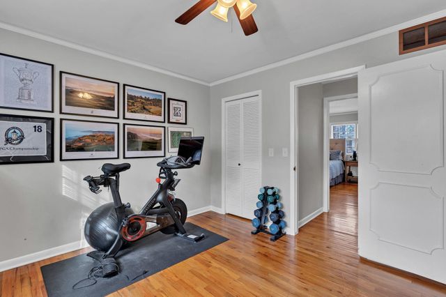 633 N RUTLAND ST, Wichita, KS 67206