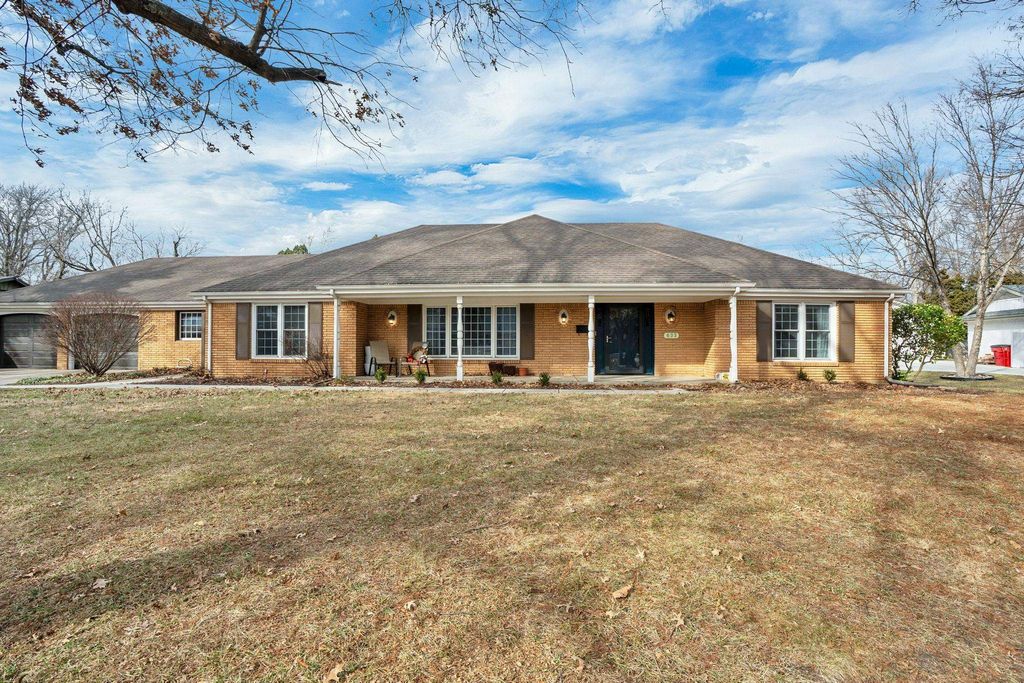 633 N RUTLAND ST, Wichita, KS 67206