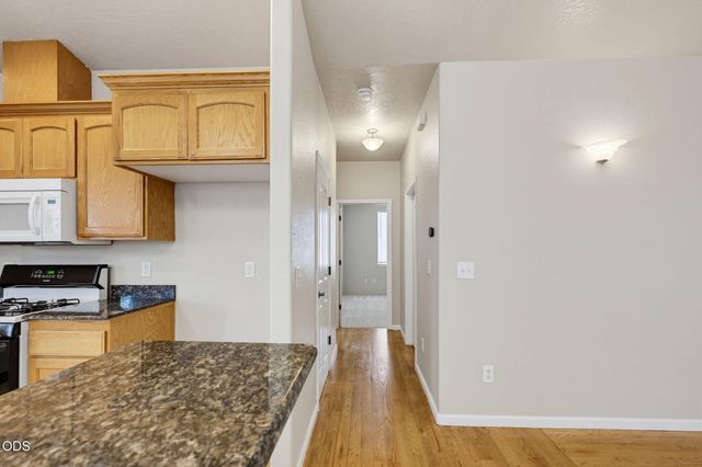 1007 Highbury Drive, Medford, OR 97501