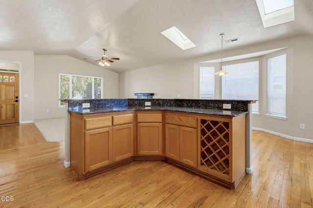 1007 Highbury Drive, Medford, OR 97501