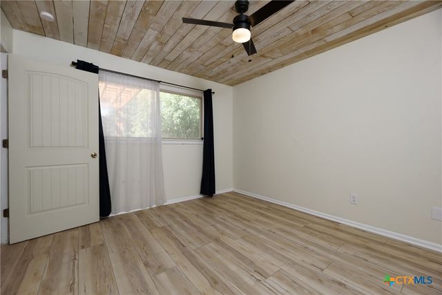 625 Creek Drive, New Braunfels, TX 78130