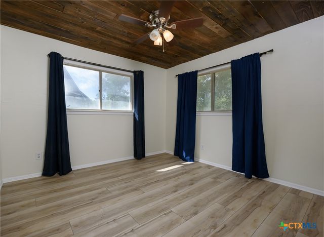 625 Creek Drive, New Braunfels, TX 78130