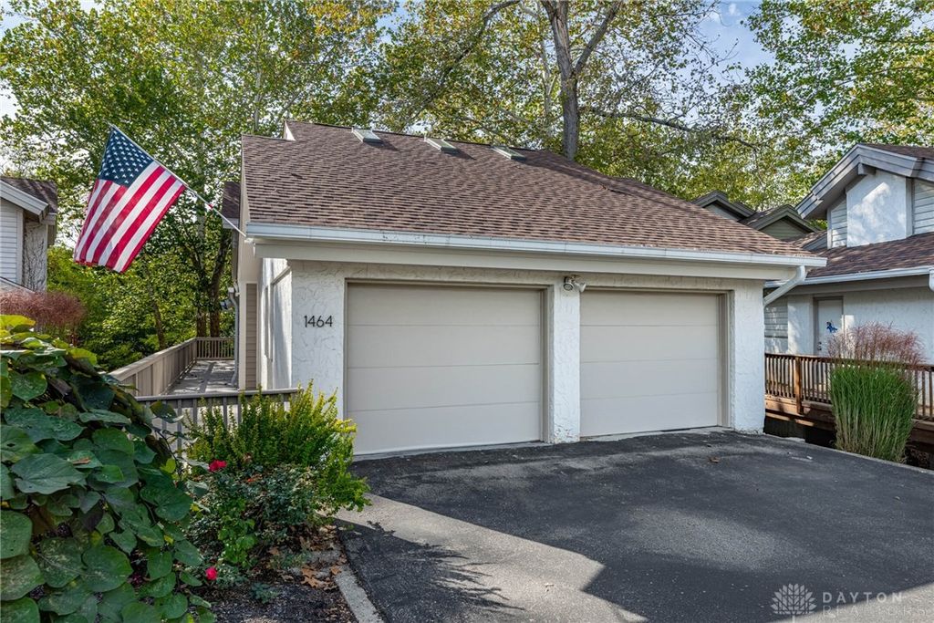 1464 W Alex Bell Road, Washington Twp, OH 45459