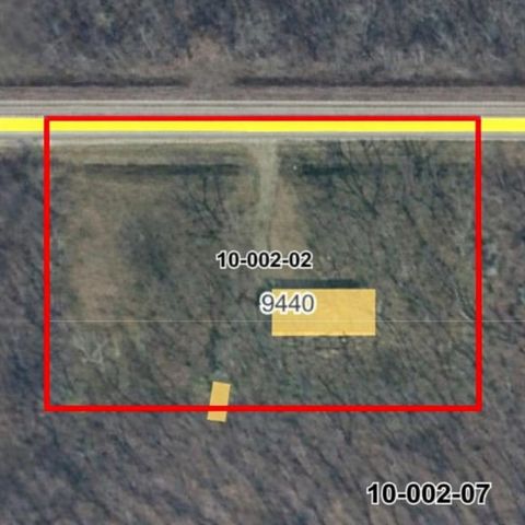 9440 E Broomfield Road, Mount Pleasant, MI 48858