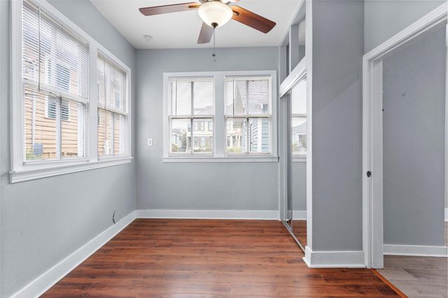 2005 37th Street, Galveston, TX 77550