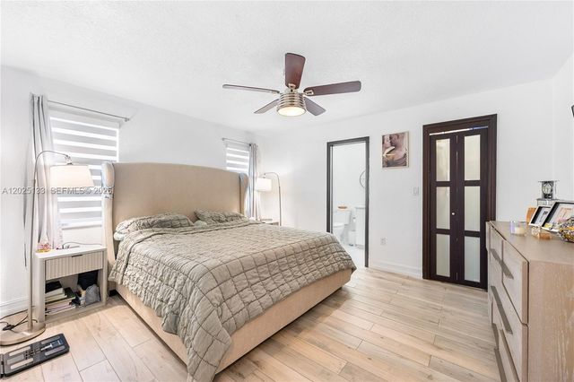 16820 NW 74th Ave, Hialeah, FL 33015