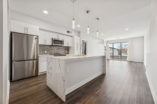 4040 N Hall Street 211, Dallas, TX 75219