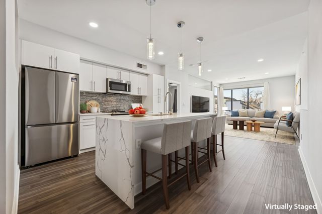 4040 N Hall Street 211, Dallas, TX 75219