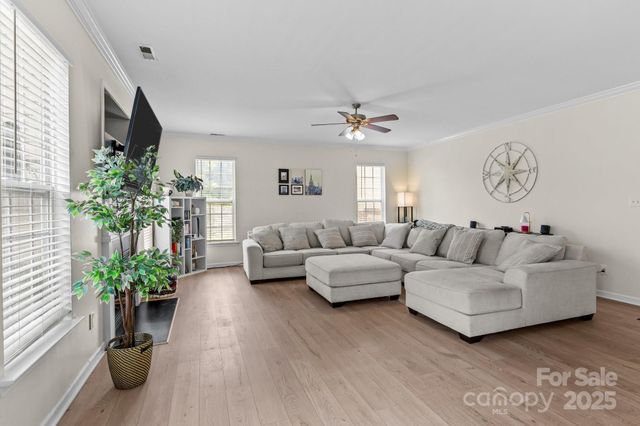 103 Royalton Road, Mooresville, NC 28115