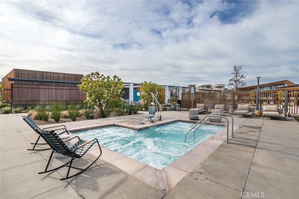 Image 63 of property listing at 27562 Sparrow Court, Valencia, CA 91381