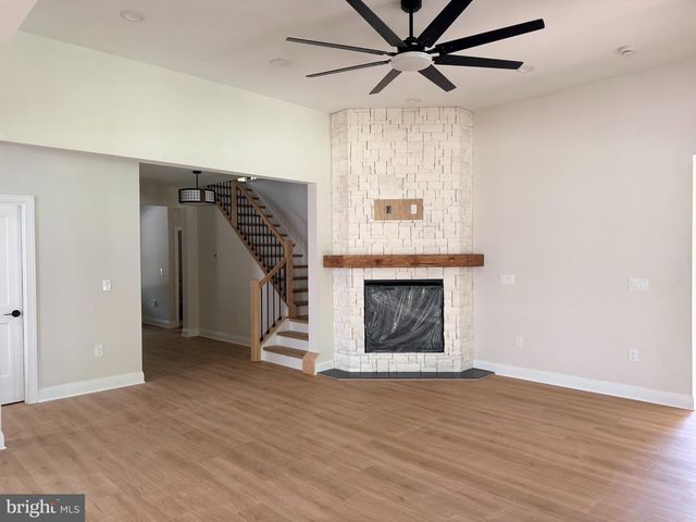 218 BIRDIE RD, Locust Grove, VA 22508