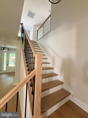 218 BIRDIE RD, Locust Grove, VA 22508