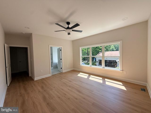 218 BIRDIE RD, Locust Grove, VA 22508