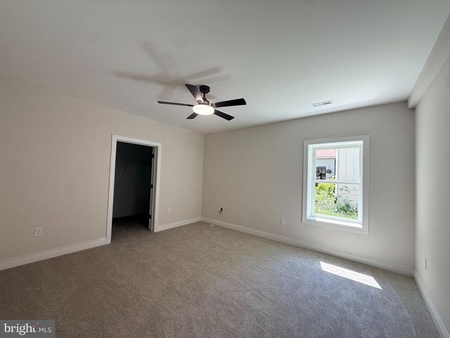 218 BIRDIE RD, Locust Grove, VA 22508