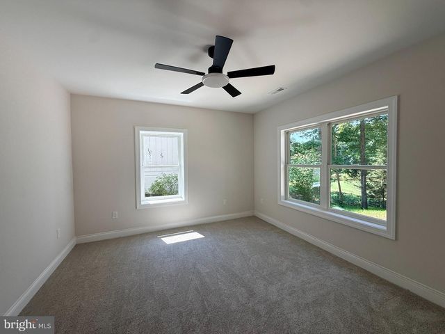 218 BIRDIE RD, Locust Grove, VA 22508