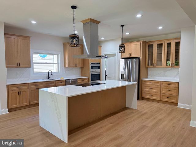 218 BIRDIE RD, Locust Grove, VA 22508