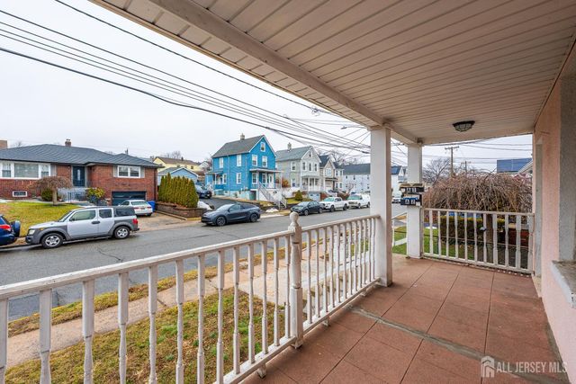 86 S fulton Street S, Woodbridge Proper, NJ 07095