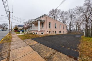 86 S fulton Street S, Woodbridge Proper, NJ 07095