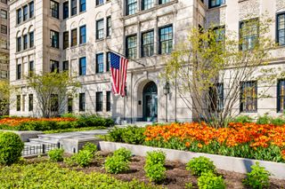 1500 N Lake Shore Drive 9B, Chicago, IL 60610