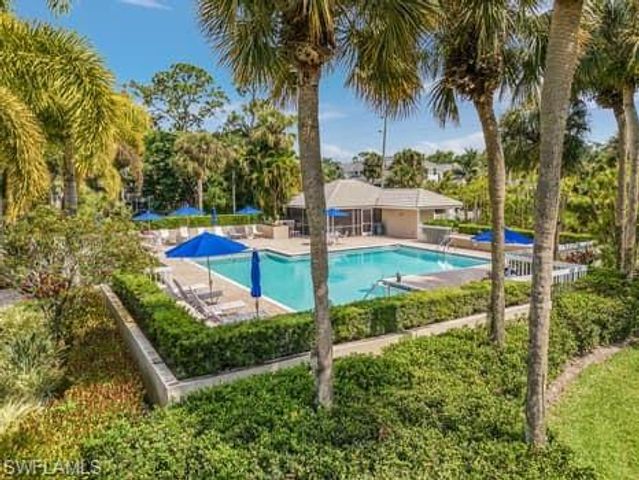 322 Sugar Pine LN 322, Naples, FL 34108