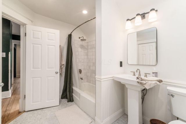 172 E Gates Street, Columbus, OH 43206
