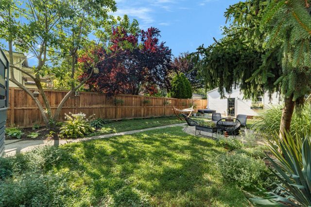 172 E Gates Street, Columbus, OH 43206