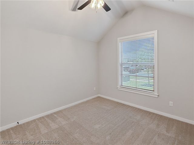 1593 N Quincy Avenue, Fayetteville, AR 72704