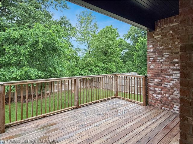 1593 N Quincy Avenue, Fayetteville, AR 72704