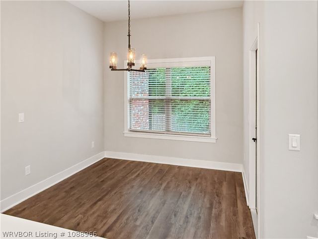 1593 N Quincy Avenue, Fayetteville, AR 72704