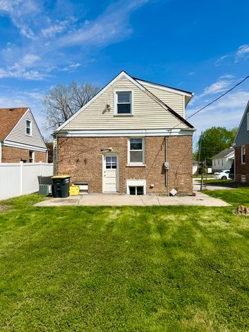 17826 SCHOOL Street, Lansing, IL 60438