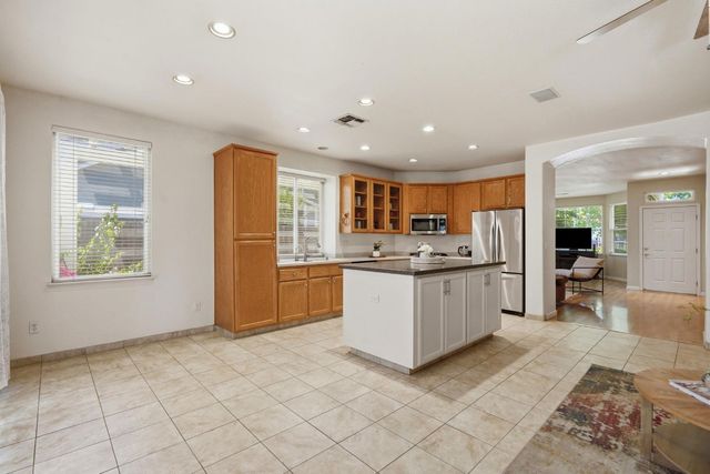 2386 Sabrina Way, Tracy, CA 95377