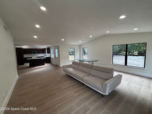 6335 S Tropical Trail, Merritt Island, FL 32952